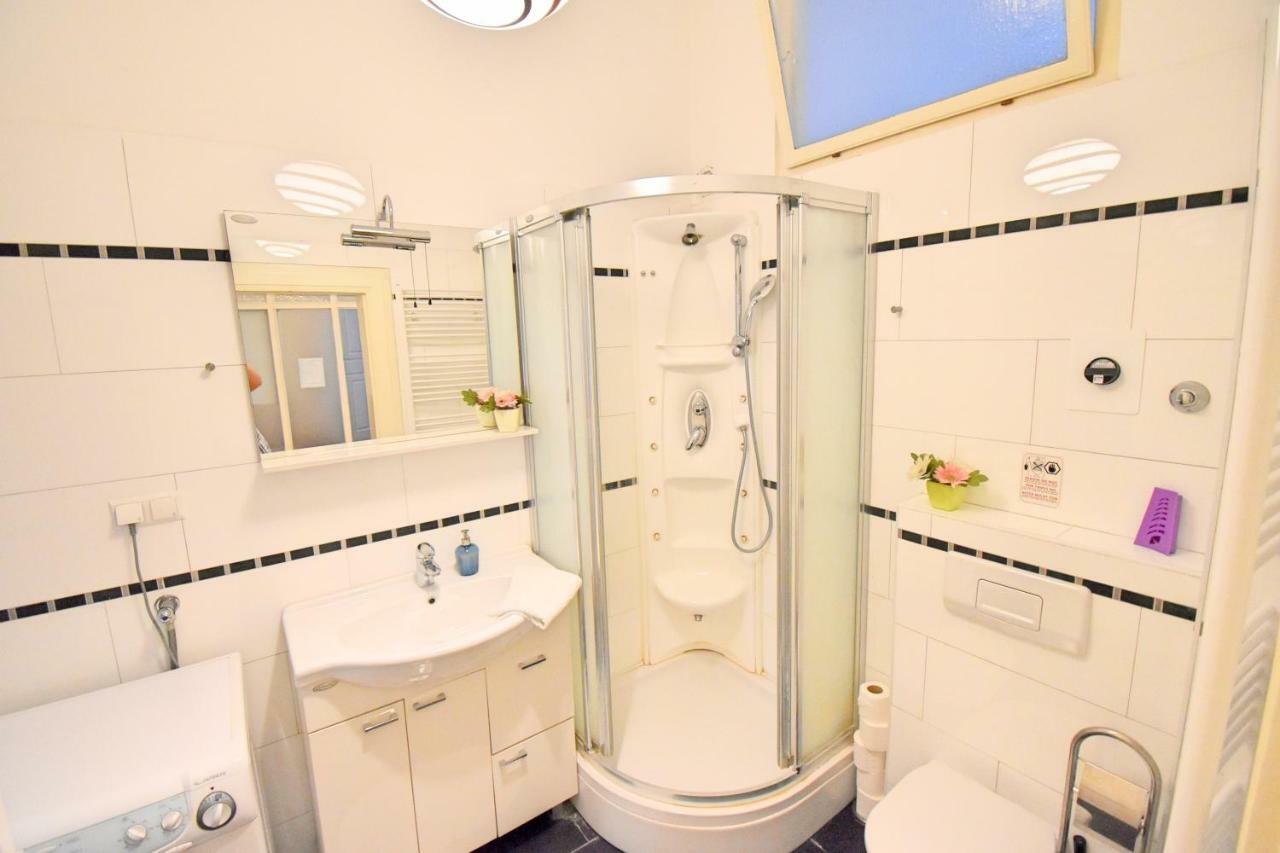 Donos Apartments ซาเกร็บ ภายนอก รูปภาพ